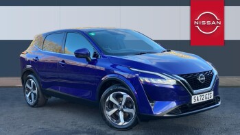 Nissan Qashqai 1.3 DiG-T MH N-Connecta 5dr Petrol Hatchback